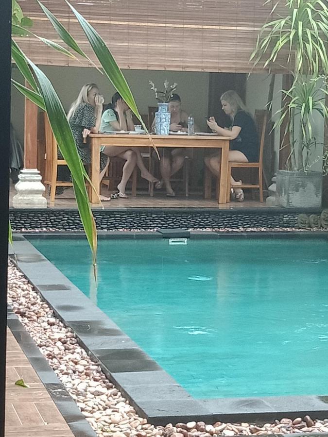D'Puja Home Stay And Spa Nusa Dua  Exteriör bild