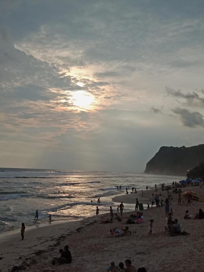 D'Puja Home Stay And Spa Nusa Dua  Exteriör bild